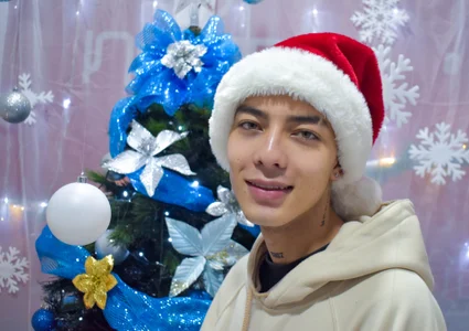 Dereckk_Boy88 Christmas 2025 Fotka 9