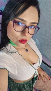 Tiara_R_ I know you want me❣🍑 Pic 2