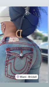 Leah-Lux Public Kuva 2