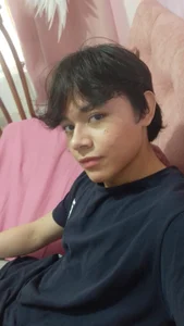 Max_gold A charming smile Gambar