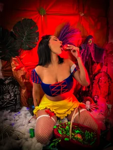 Anaa_Bellaa Pretty Snow White 💖🤍 Happy Halloween 👻🎃 slika 2