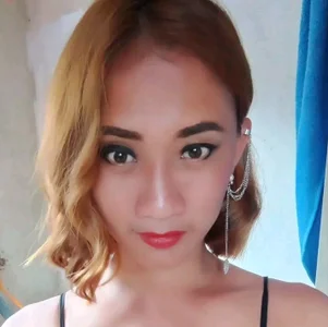 camilla_urmajesty Public 圖片 4