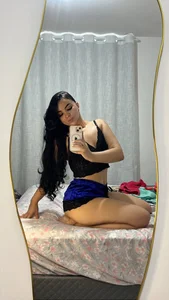 Hot de karolpimenta  4 Imagens