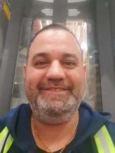 your_man85 Public Poză