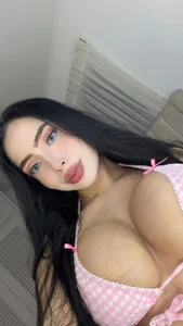 Public de Salome_Bennet  4 Imagens