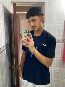 Alan_Del_Reyx Where are you going to touch me first when we meet? Hình