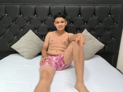 Public od NathanBrookhs  6 snímek