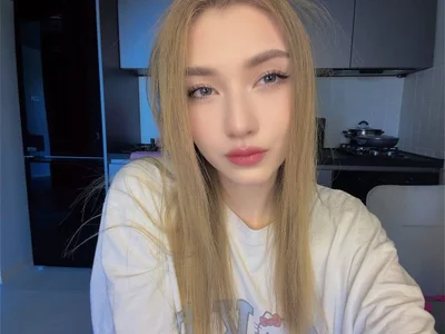 AveryBerkson good mood รูป  5