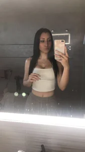 Bree__Morgan: Public ( 3 фото)