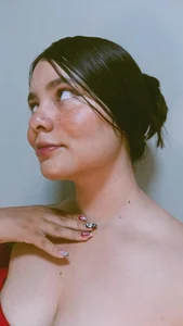 evaa_greey Let my face take you to paradise 😇 Immagine  6