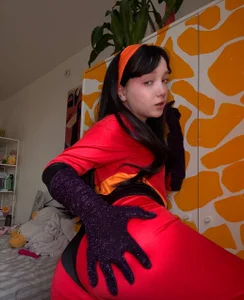 bambi_lu 🥷Violet Parr cosplay🥷 Pic 2