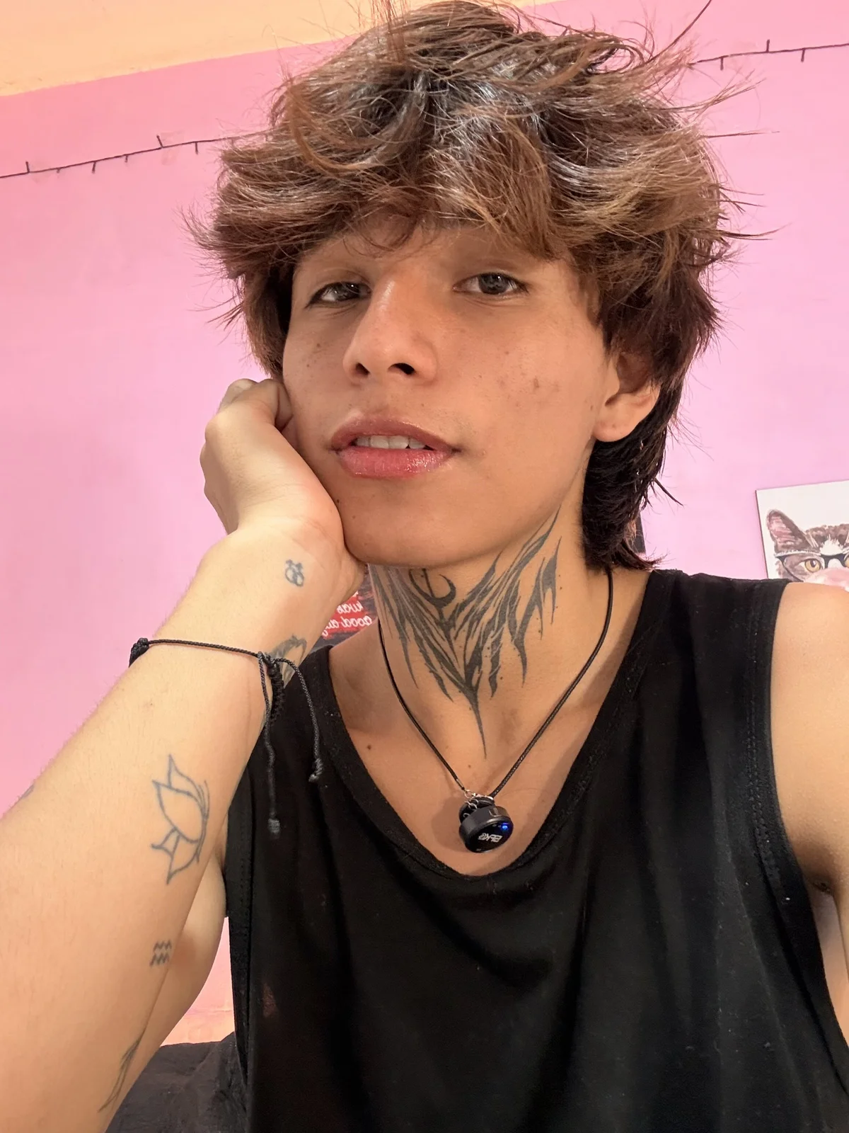 %{count, plural, one {תמונה טרנדית של Jules_zzz} two {שתי תמונות טרנדיות של Jules_zzz} many { 6486 תמונות טרנדיות של Jules_zzz} other { 6486 תמונות טרנדיות של Jules_zzz}}