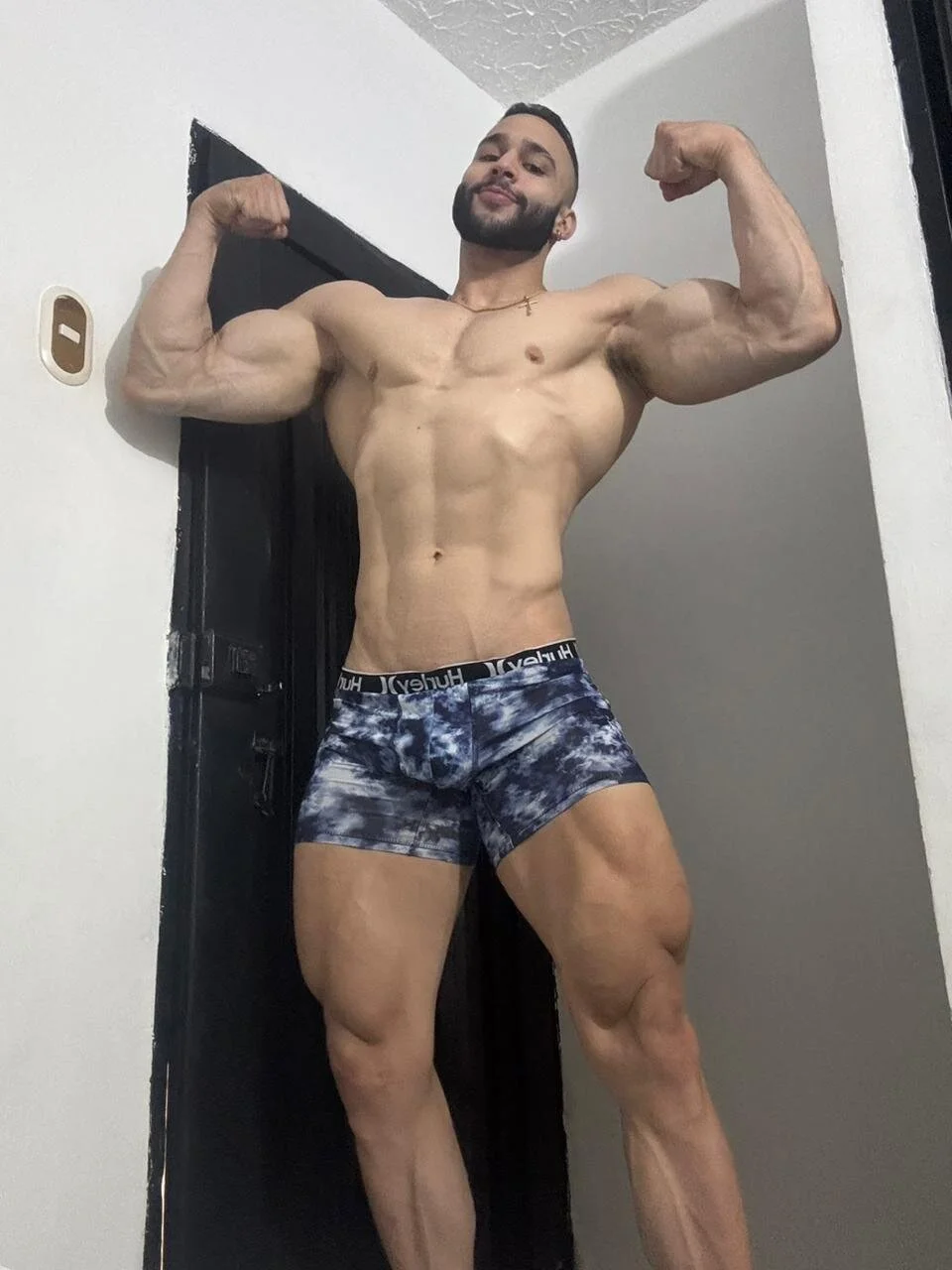 AlexLenox_ Gambar Trending 3886