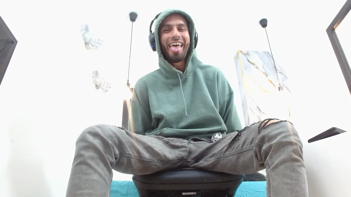 KingOfTemptation adlı kullanıcının viral fotoğrafları:  422