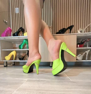 zultanalambert Heels News টি ছবি