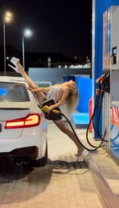 Kelly__Gray: Public ( 4 фото)