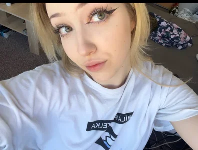 PrincessPillys XXX nøgenfoto 4
