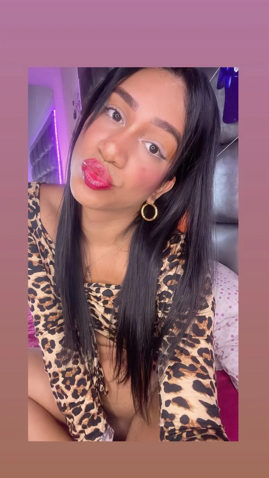 Ashly_Miller Trending Plaatje 6431