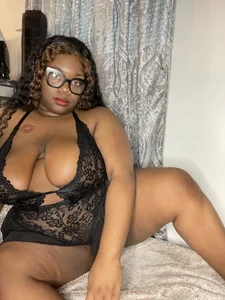 ButtaPecan00 A Glimpse Inside Butta’s World 🌎💋 Pic 6