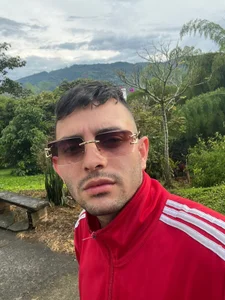 VynnyBlacke_ Public Foto