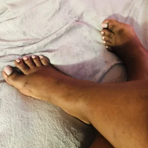 Michyboldy Feet Hình 3