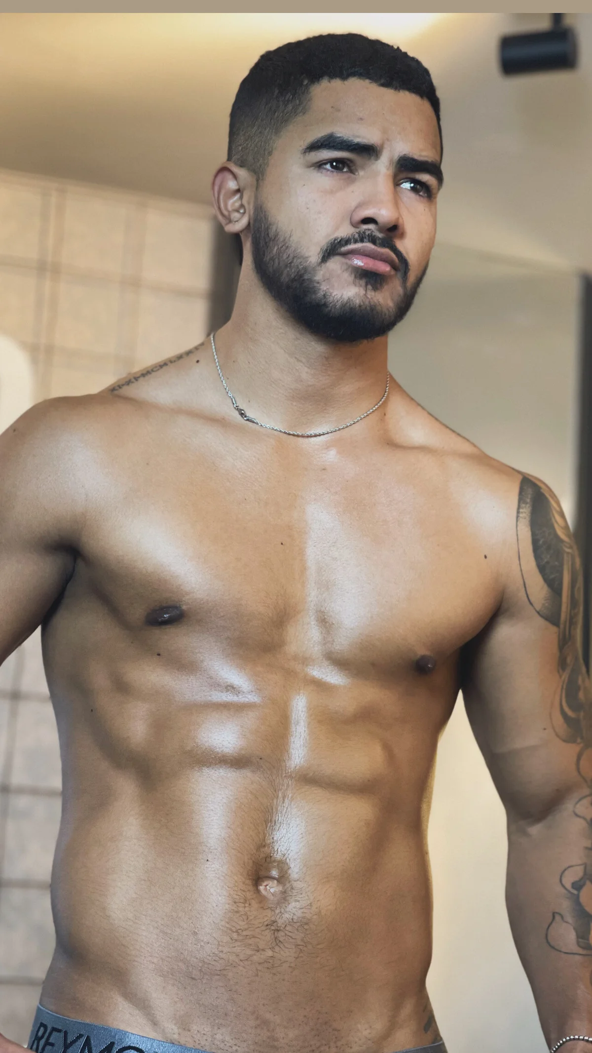 Reik_Vonn adlı kullanıcının viral fotoğrafları:  750