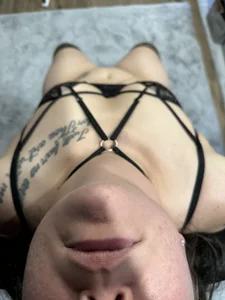 AmberButtons Public Pic 5