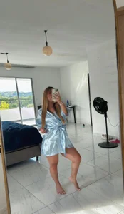 EmilyRicci_ hello Bilde 2