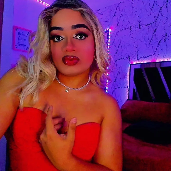 Amber_bigdick22 热门图片 7672