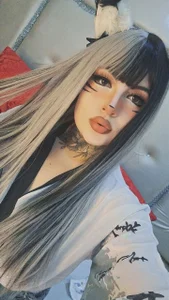 AriaBursett_ Public  3. fénykép
