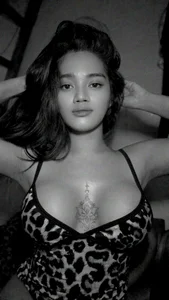 AsianTsCumSwallowのNICOLE SEXY ♥️❤️の 6枚の写真