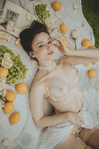 Lucyana_lune summer photosession Immagine  6