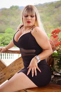 _carolina_fox Fine and elegant woman Pic