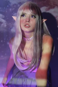 YunaLeaf's XXX Nude Photo 2