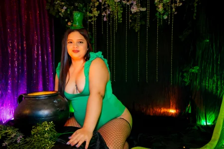 🍀 Kiss Me, I’m Lucky od Tessa_Stone  8 snímek