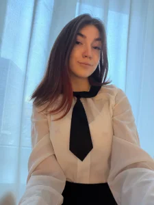 AlveraFavila I'm skipping school Billede 5