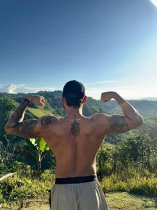 NikoHank_ Nik🔞 Foto 4