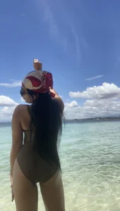 SophiaCourthawayのLoveの 2枚の写真