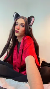 Valery de Valery_Sandovaal  4 Imagens