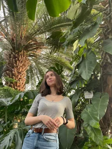 VeraLush Public Pic 6