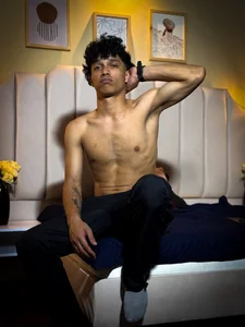 ArezVozz Public Pic 2