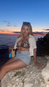 MIssYoungPinkie Public Fotka 3