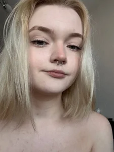 Carrie_Foster Public Pic 8