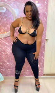 WALESKABBW_ASS this woman is amazinggg 🫨✨ Pic 4