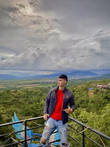 god_drake A ride with magical views🏍️🏙️ Foto 3