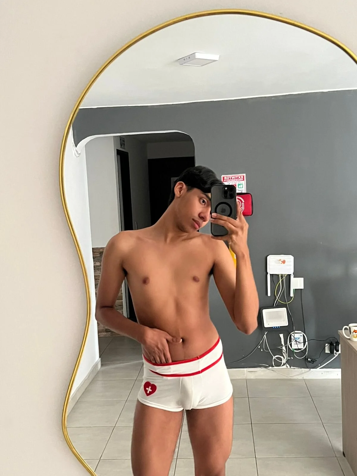 Eros_Lux Gambar Trending 8307