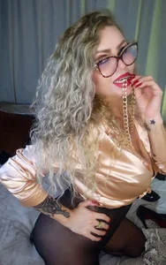 Public de Anna_Velvet  7 Imagens