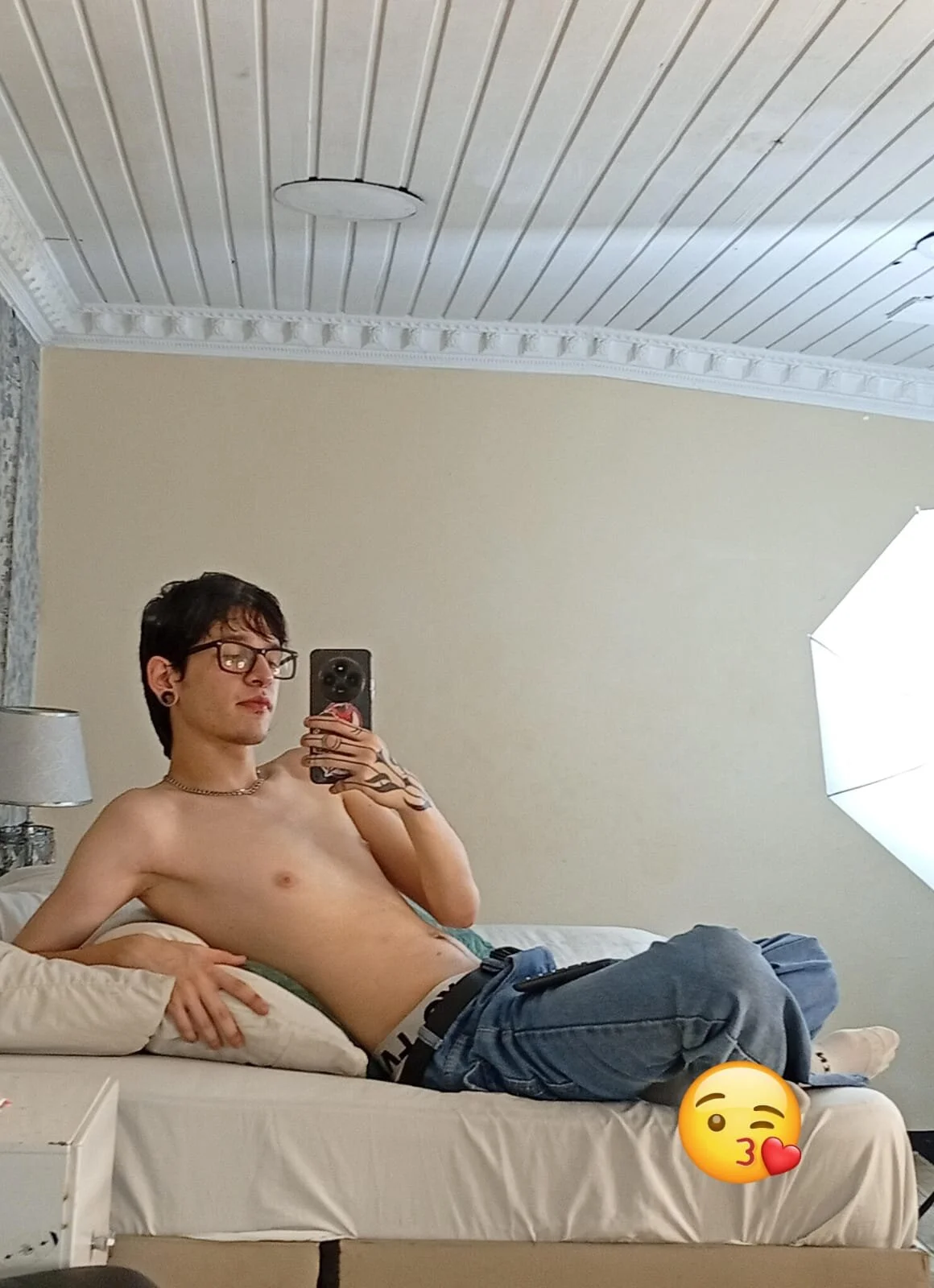 ภาพที่กำลังนิยมของ VelvetEros  9859