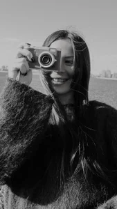 AlexaSven black and white love Pic