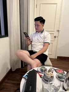 Toeeeeees XXX nøgenfoto 1